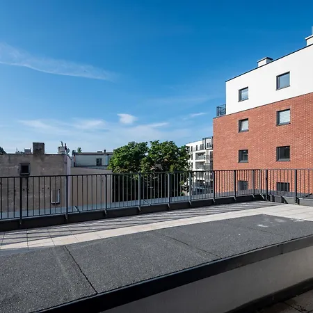 Center - Parking & Terrace - By Rentujemy