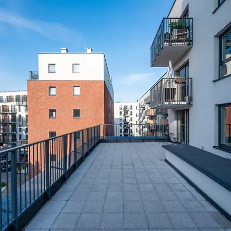 Center - Parking & Terrace - By Rentujemy